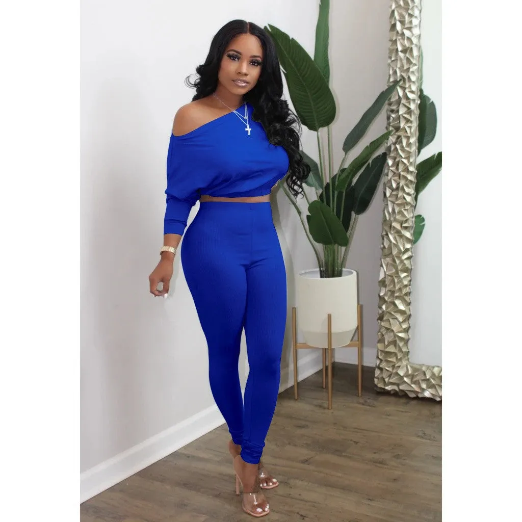 Chic Off-Shoulder Long-Sleeve Crop Top and High-Waist Leggings Set