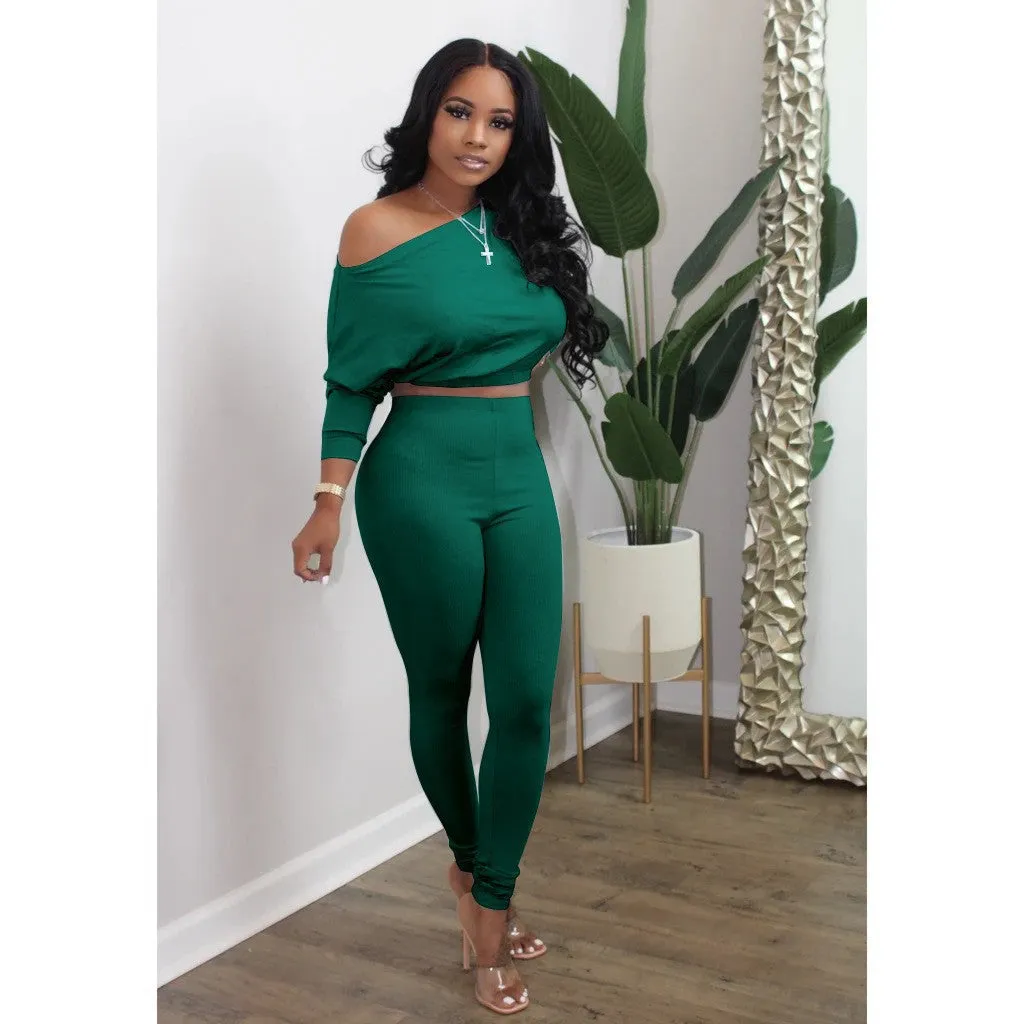 Chic Off-Shoulder Long-Sleeve Crop Top and High-Waist Leggings Set