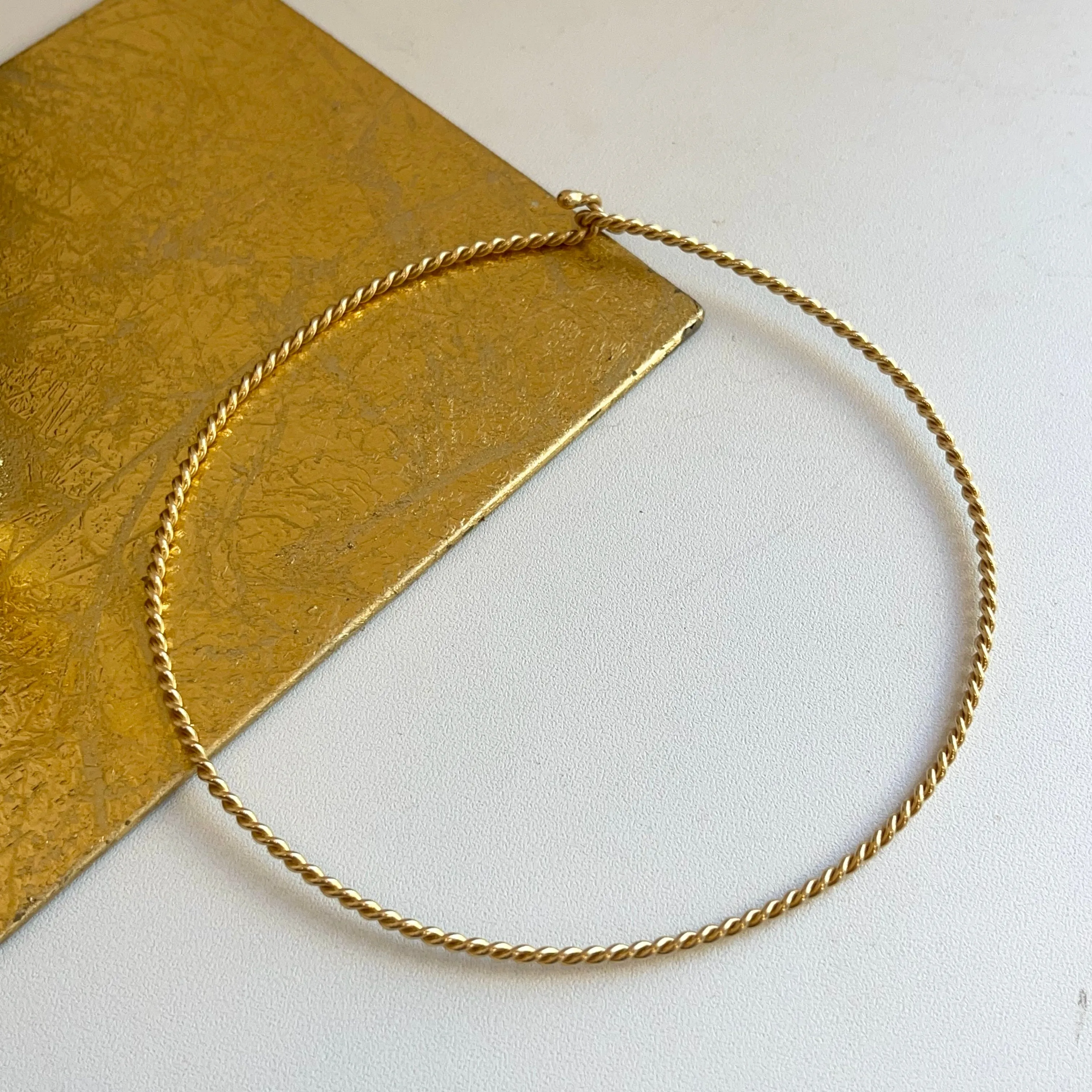 Estate 14KT Yellow Gold Twisted Tube Round Collar Necklace