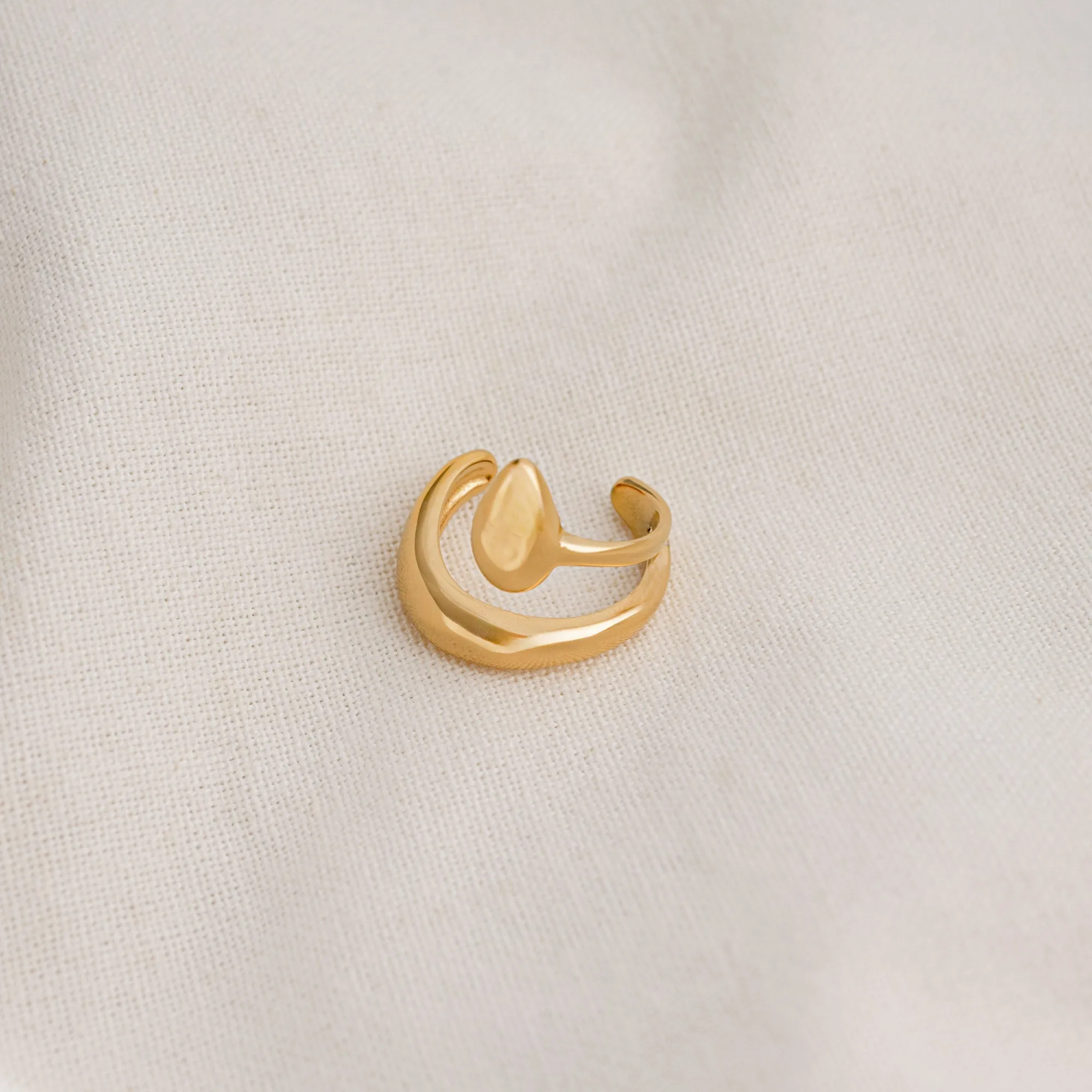 Hesper Ring
