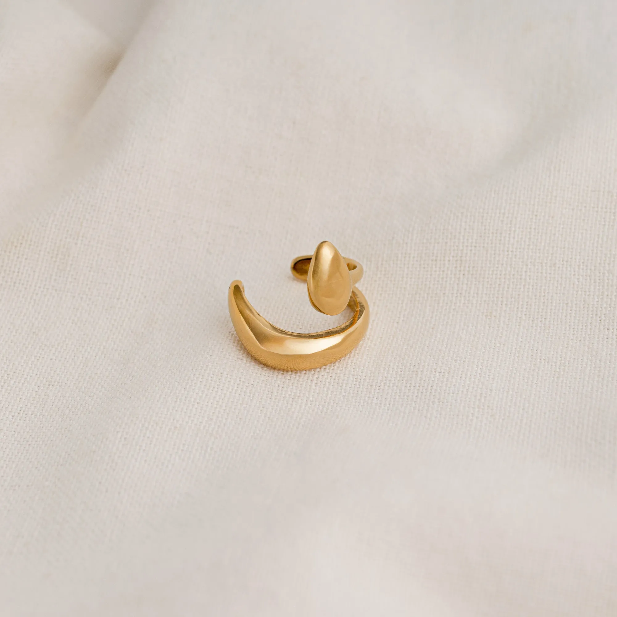 Hesper Ring