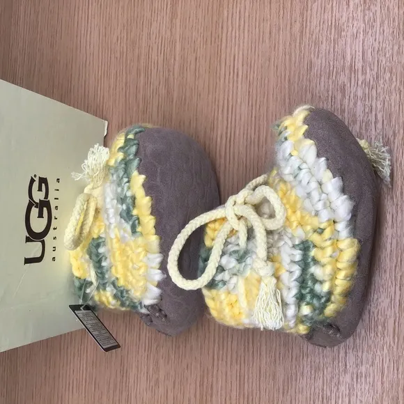 Infant UGG Crochet bootie