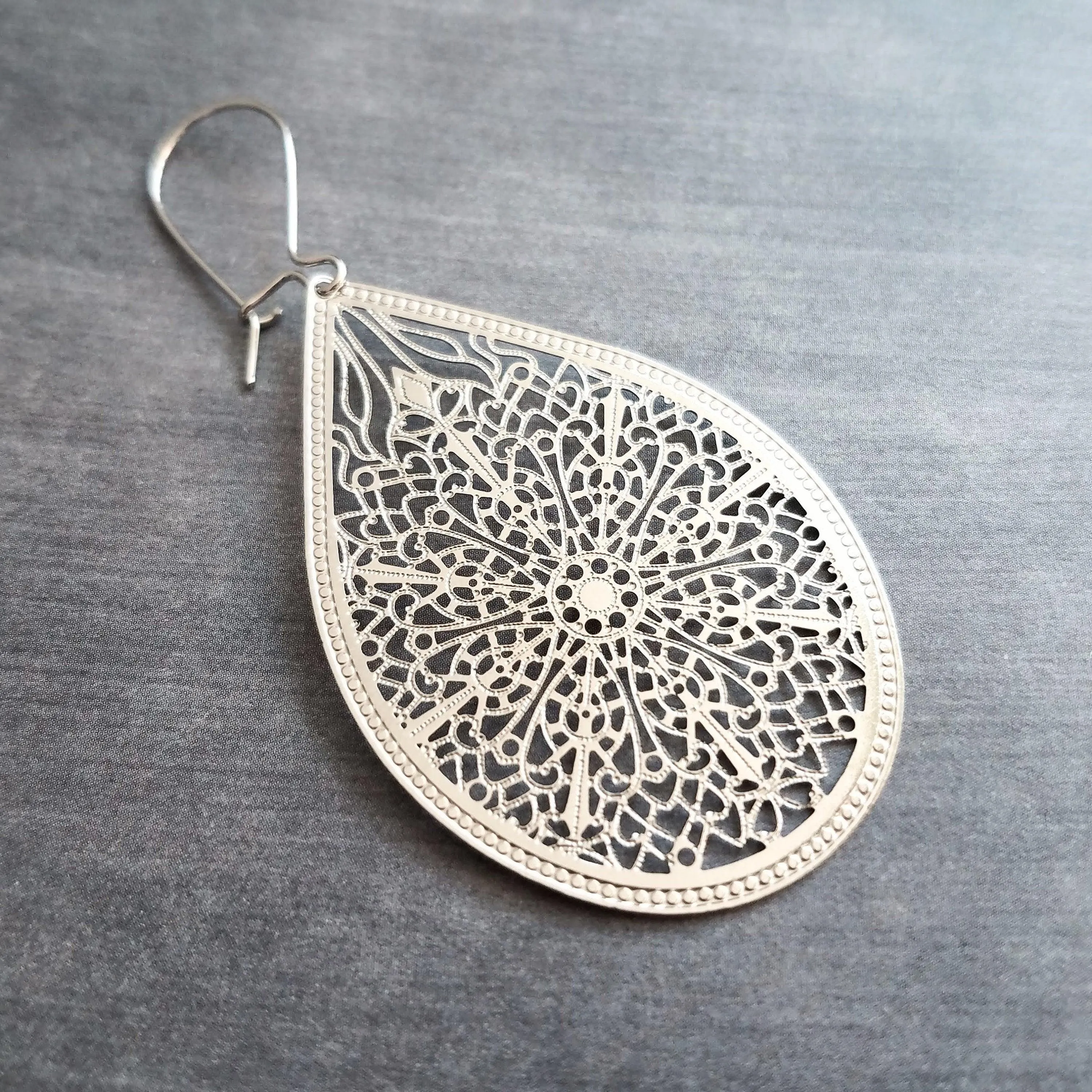 Large Silver Teardrop Earrings, silver filigree earring, statement earrings, large drop earring, cut out earring, big lightweight earrings