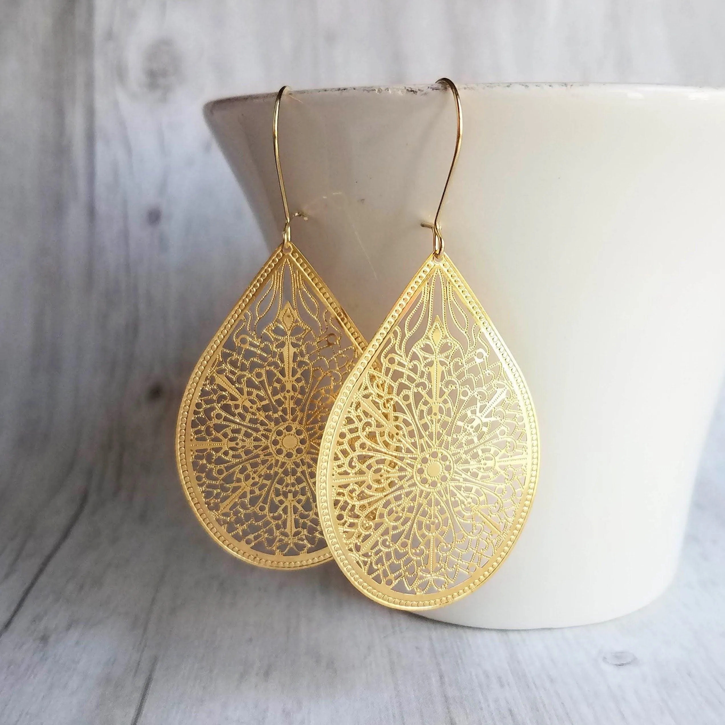 Large Silver Teardrop Earrings, silver filigree earring, statement earrings, large drop earring, cut out earring, big lightweight earrings