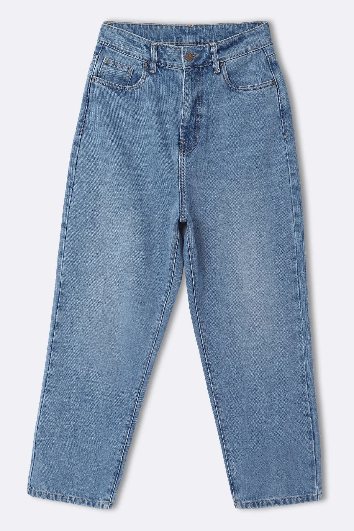 Light wash Mom fit Jeans