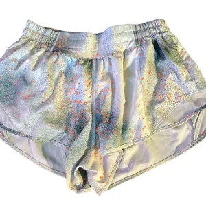 Lululemon Women’s 8 Hotty Hot Low-Rise Short 2.5”