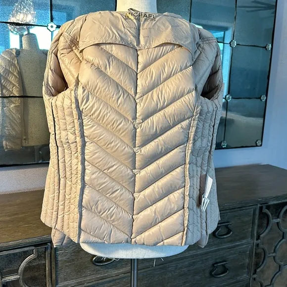MICHAEL Michael Kors Packable Down Fill Jacket with hood