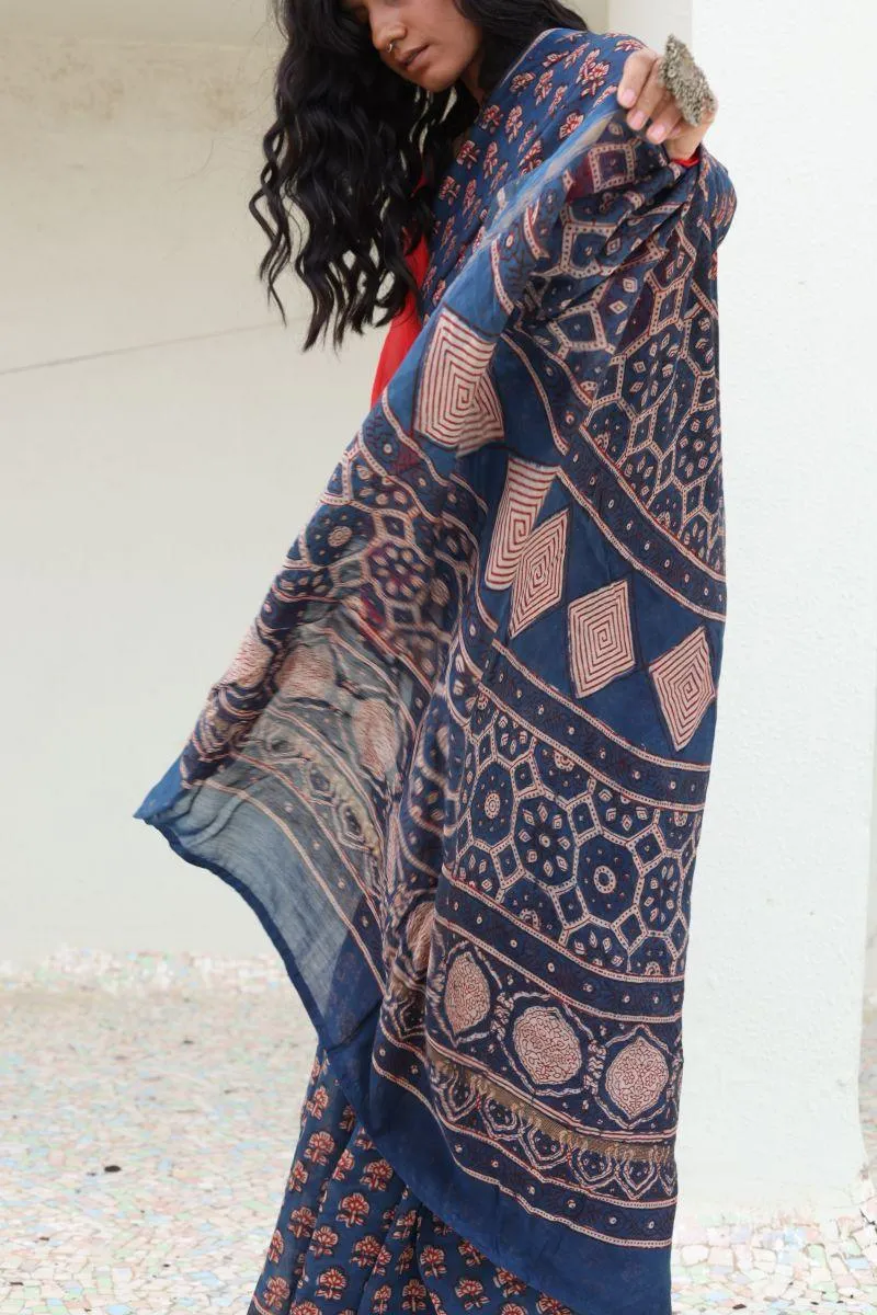 Natural dyed Dabu sarees - Malhar -Pharad Gulab