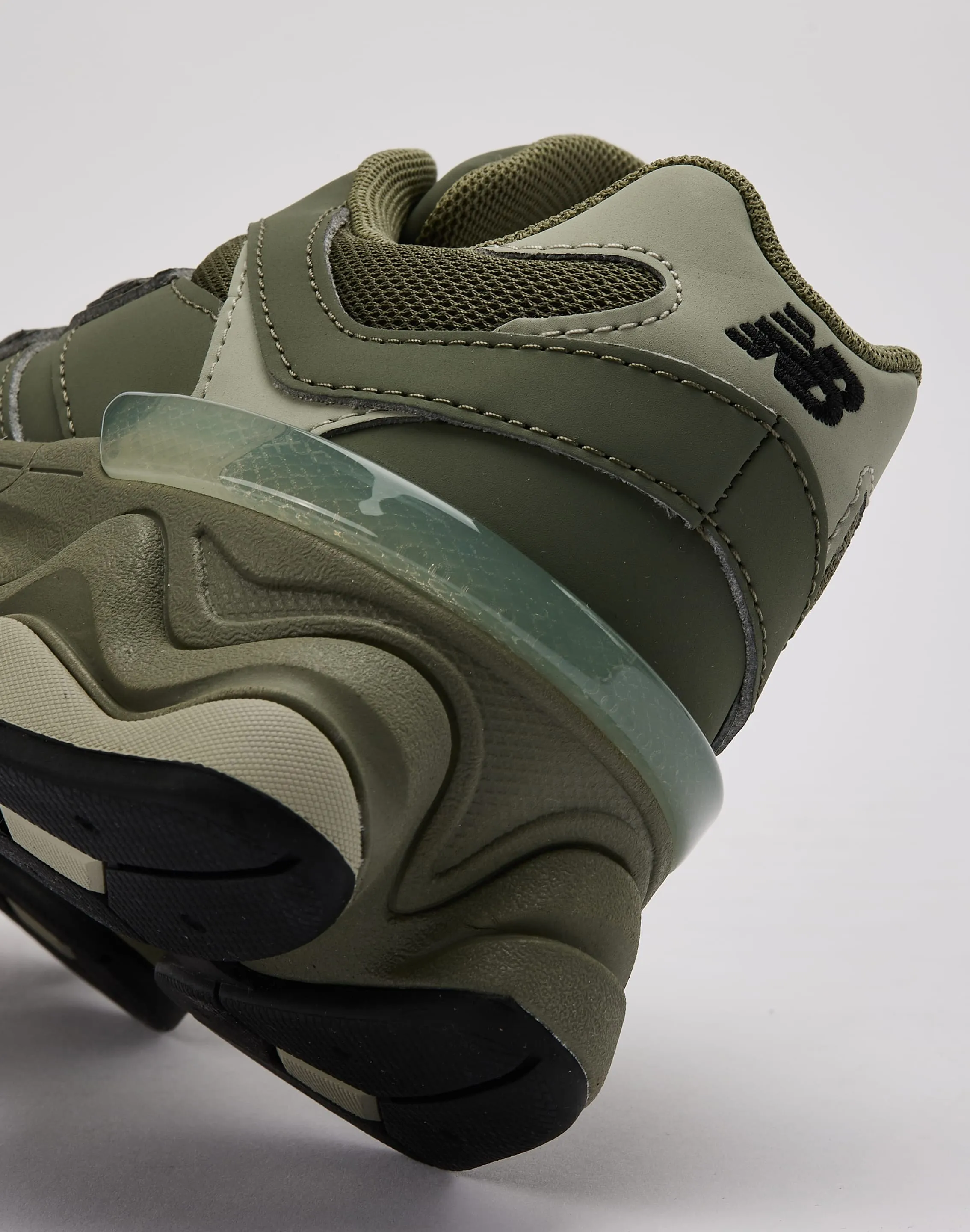 New Balance 9060 Grade-School
