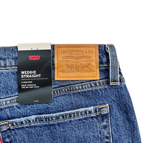 New Women’s Levi’s Premium Wedgie Straight Jeans Size 32x28