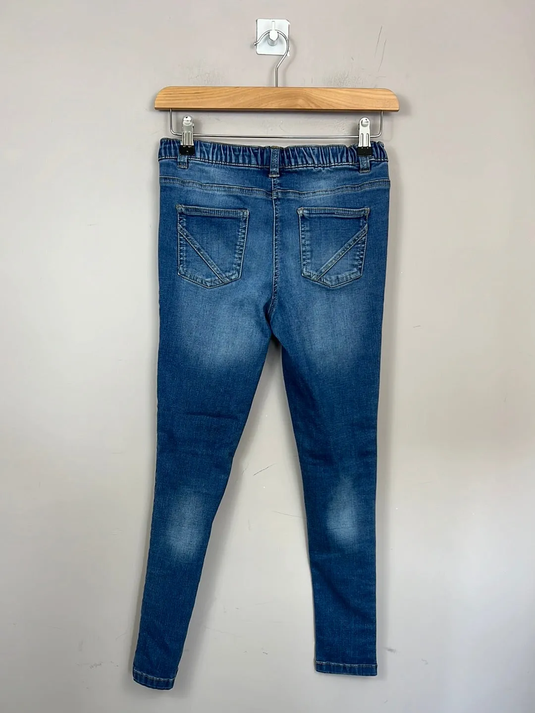 Next taped side pull on jeans 13y
