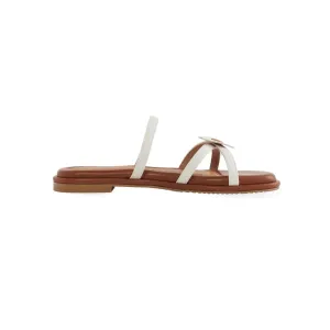 Serene Sandals in Hana White