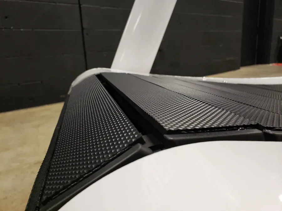 TrueForm RUNNER Non-Motorized Curved Treadmill - Traffic White