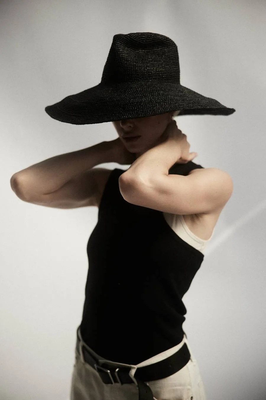 Waverly Hat in Black