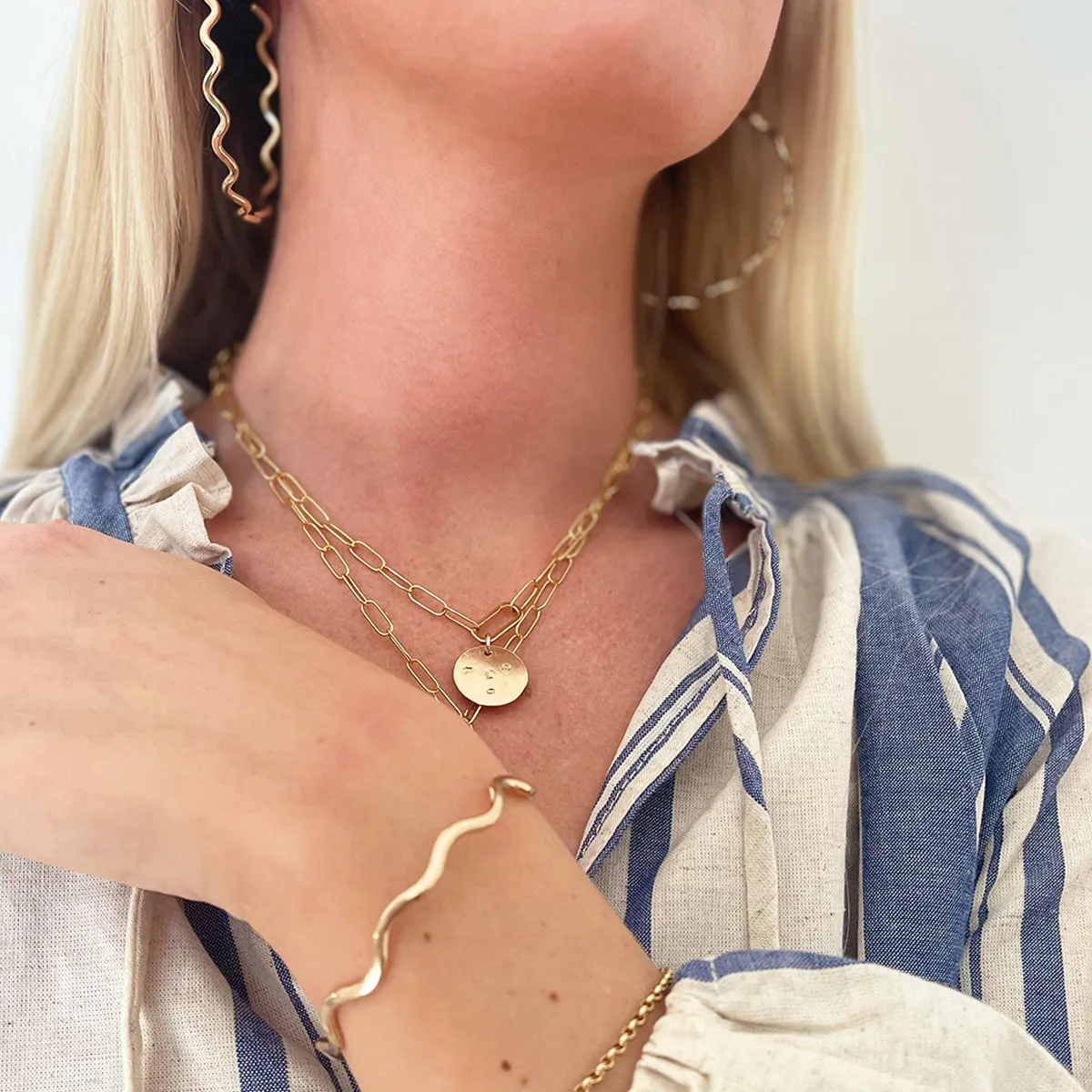 Wavy Hoops
