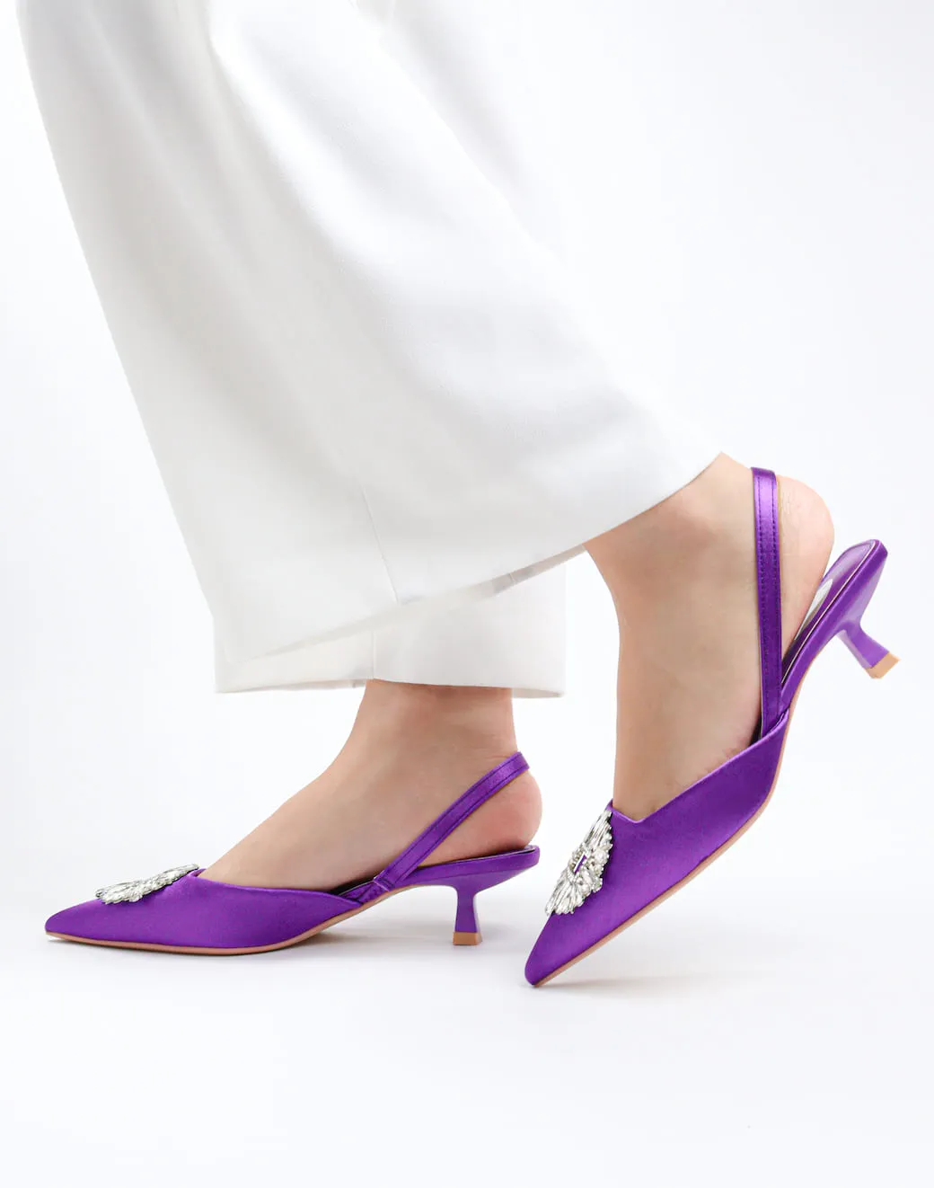 Yunai - Women's Diamond Embellished Kitten Heels